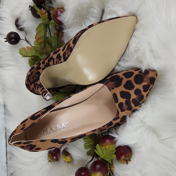 LALA IKAI, Brown Leopard heels, Size 37 - Picture 4 of 9